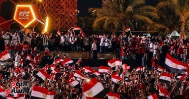 الفان زون يتحول إلى كرنفال احتفالي بعد تأهل المنتخب في كأس العالم.. صور