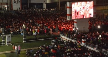 الآلاف من أعضاء الزمالك يحتفلون بالتأهل التاريخي لمنتخب مصر لدور الـ16 بكأس العالم.. صور