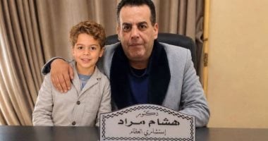 كانت روحه فى ابنه.. وفاة طبيب بالغربية بعد 25 يوما من فقدان نجله