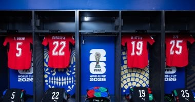 شاهد غرفة ملابس منتخب مصر قبل الملحمة المونديالية أمام الأرجنتين.. صور