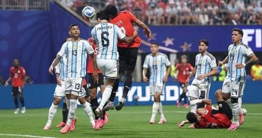 صحف العالم: قرارات تحكيمية سيئة تمنح منتخب مصر تذكرة مغادرة المونديال