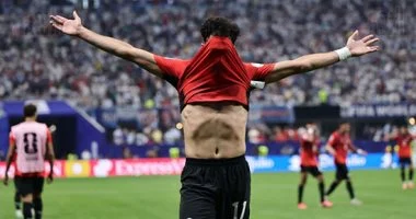 منتخب مصر يتفوق على الأرجنتين بنتيجة هدفين مقابل صفر في كأس العالم