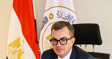 وزير التخطيط يبحث مستجدات “موازنة البرامج والأداء” لتطوير استثمارات الحكومة