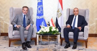 وزير الخارجية يلتقى المدير العام للوكالة الدولية للطاقة الذرية بمدينة العلمين
