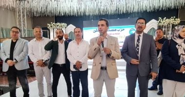 آلاف من الطلاب يشاركون في المراجعات النهائية المجانية للأحياء بكفر الشيخ