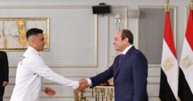 كريم حافظ: تكريم الرئيس السيسى وسام نفتخر به ودافع لمواصلة رفع اسم مصر