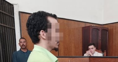 تأجيل محاكمة طالب جامعى بالشرقية متهم بقتل والدته بـ 12 طعنة