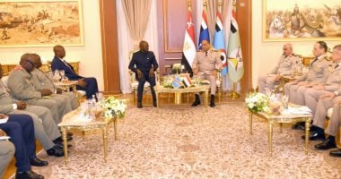 الفريق أشرف سالم زاهر يلتقى نائب رئيس الوزراء ووزير الدفاع بالكونغو الديمقراطية