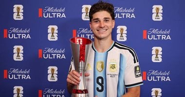 جوليان ألفاريز يحصد جائزة رجل مباراة الأرجنتين وسويسرا في كأس العالم 2026