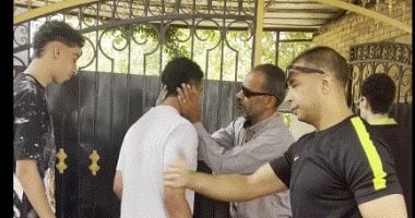 تفتيش طلاب الثانوية العامة من أمام اللجان قبل امتحان الرياضيات البحتة