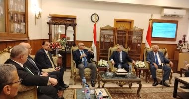 وزير العدل يفتتح قاعة مؤتمرات ومكتب تصديقات باستئناف الإسكندرية.. صور وفيديو