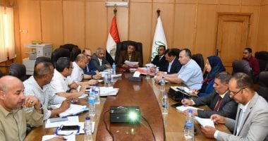 سكرتير عام الفيوم المساعد يترأس اجتماع لجنة البت فى طلبات تقنين أراضي الدولة
