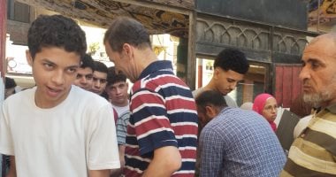 يا رب وفقهم.. لحظة دخول طلاب الثانوية العامة بالقليوبية للجان امتحانات الأحياء والإحصاء