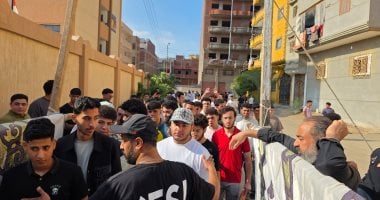فرحة طلاب الأدبى بالإسماعيلية بعد انتهاء امتحانات الثانوية العامة.. فيديو