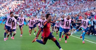 إسبانيا على عرش العالم.. ترامب يسلم “لا روخا” كأس مونديال 2026.. فيران توريس يمنح الماتادور اللقب بهدف قاتل أمام الأرجنتين.. رودري وأوناي سيمون وكوبارسي يكتسحون الجوائز الفردية.. وميسي يودع البطولة بالدموع
