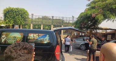 وصول جثمان هانى شنودة إلى كنيسة العذراء بالمعادى لأداء صلاة الجنازة