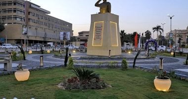 من قلب سوهاج.. ميدان جمال عبدالناصر يخلد ذكرى قائد ثورة يوليو.. تطوير أحد أشهر ميادين المحافظة على مساحة 1400 متر مربع ليتحول إلى متنفس للمواطنين.. وحدائق خضراء ومقاعد انتظار وإنارة حديثة أعادت إليه رونقه.. صور
