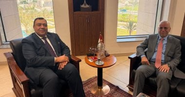 سفير العراق فى القاهرة يبحث مع مساعد وزير الخارجية للشئون العربية تعزيز العلاقات