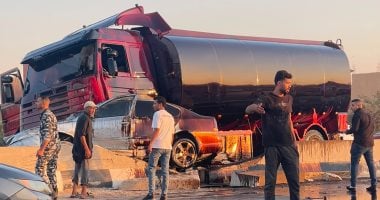 انقلاب سيارة نقل بالطريق السياحى