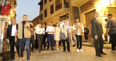 ​رئيس الجبل الأسود وحرمه يزوران شارع المعز وخان الخليلى قبل مغادرة القاهرة