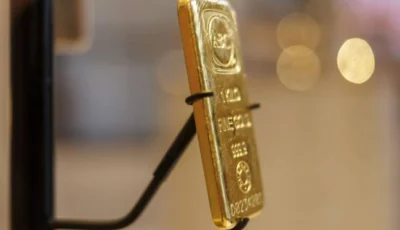 الذهب يترنح قرب أدنى مستوى منذ نوفمبر مع ارتفاع عوائد سندات الخزانة