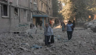 أوكرانيا: روسيا هاجمتنا بـ74 صاروخاً و496 مسيرة