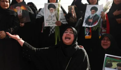 مراسم تشييع خامنئي تنطلق في طهران.. والغموض يلف ظهور مجتبى