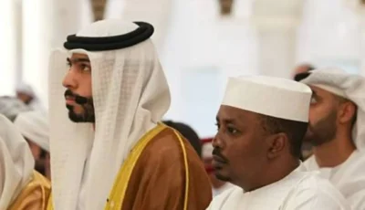 رئيس تشاد يؤدي صلاة الجمعة في جامع الشيخ زايد الكبير