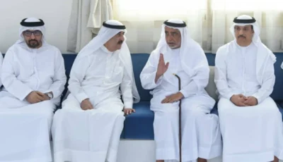 حاكم أم القيوين يقدم واجب العزاء في وفاة منصور سيف الزعابي