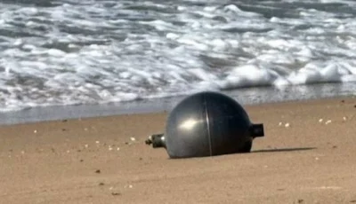 أجسام غامضة تجرفها أمواج كوينزلاند بأستراليا