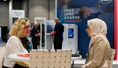 «مكتبات الشارقة» تروي قصة قرنٍ من المعرفة في شيكاغو