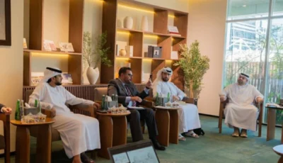 «الإمارات للإفتاء» و«الوطنية للإعلام» يبحثان ضبط الفتاوى