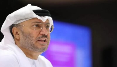 قرقاش يشيد بمنتخب مصر: أداء يبعث على الفخر