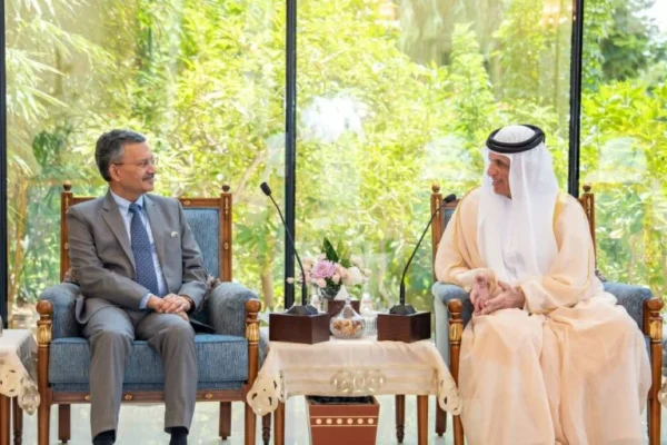 سعود بن صقر يبحث التعاون مع السفير الهندي