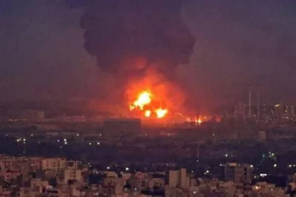 انفجارات واسعة في مناطق بجنوب إيران