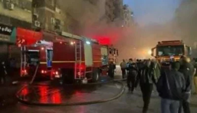 فيديو يحبس الأنفاس.. مصري يقفز من الطابق الخامس هرباً من حريق هائل بشقته