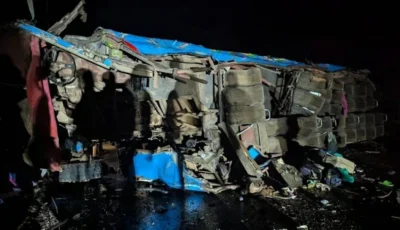 مقتل 20 تلميذاً في حادث حافلة مدرسية بأوغندا