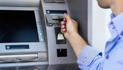 الرسوم.. نفقات تتخفى في الحسابات البنكية