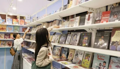 244 عنواناً لـ«منصة» في «هونغ كونغ» للكتاب
