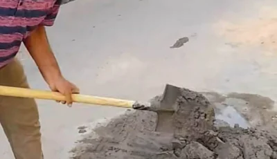مدرب عراقي ومكتشف مواهب يتحول لعامل بناء